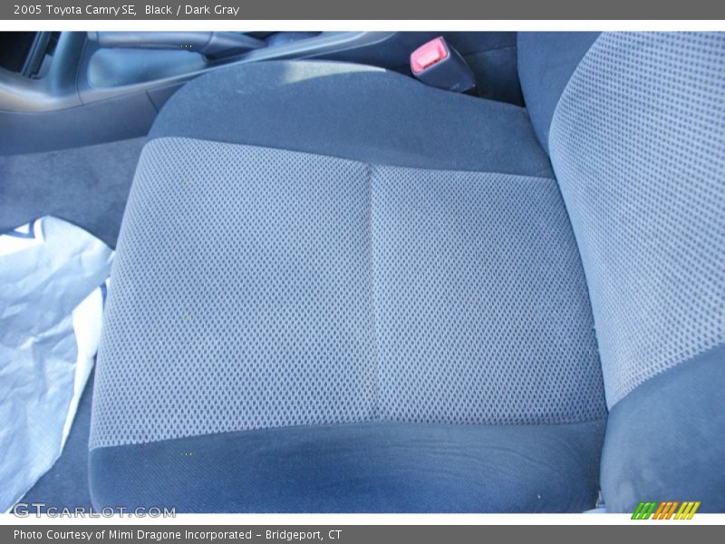 Black / Dark Gray 2005 Toyota Camry SE
