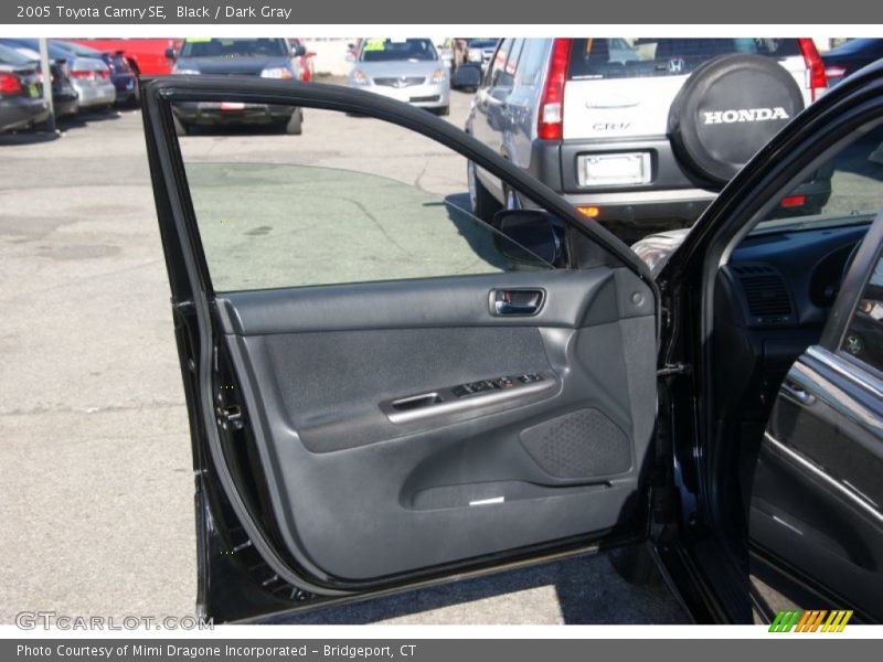 Black / Dark Gray 2005 Toyota Camry SE
