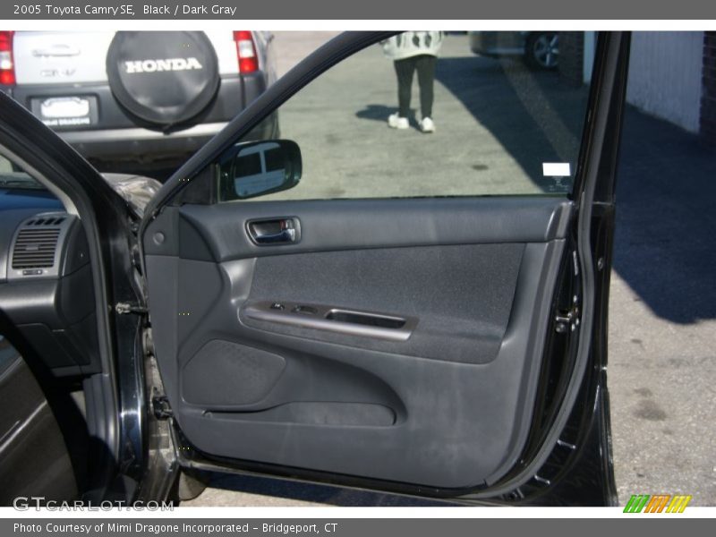 Black / Dark Gray 2005 Toyota Camry SE