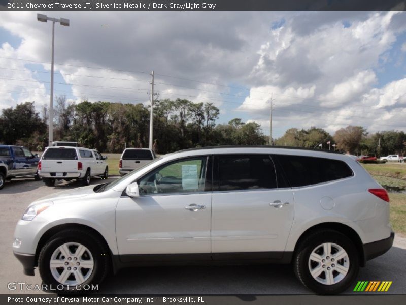 Silver Ice Metallic / Dark Gray/Light Gray 2011 Chevrolet Traverse LT