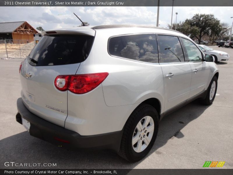 Silver Ice Metallic / Dark Gray/Light Gray 2011 Chevrolet Traverse LT