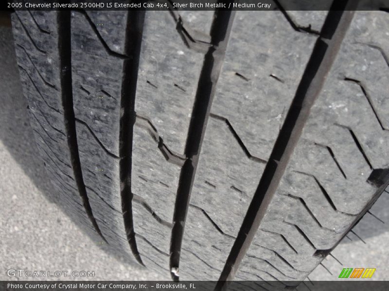 Silver Birch Metallic / Medium Gray 2005 Chevrolet Silverado 2500HD LS Extended Cab 4x4