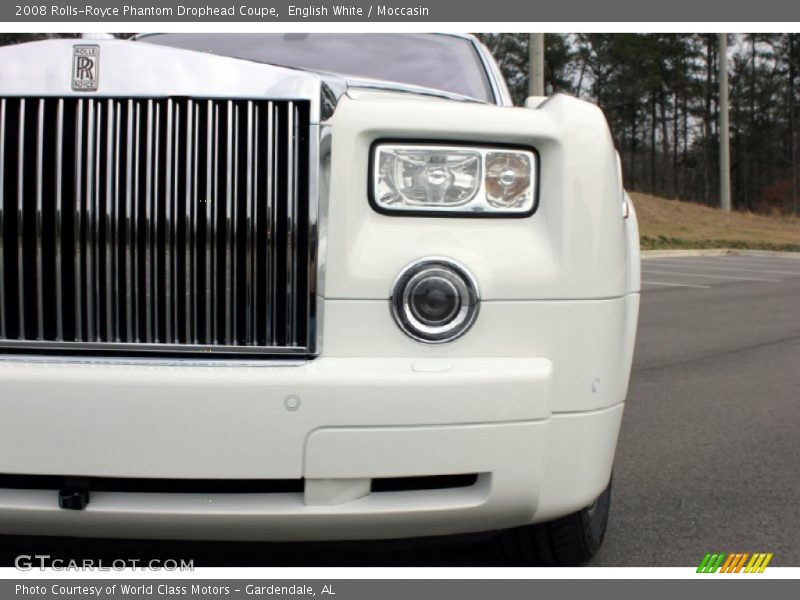 English White / Moccasin 2008 Rolls-Royce Phantom Drophead Coupe