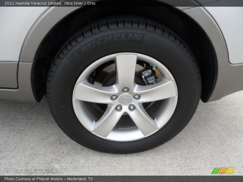 Ultra Silver / Gray 2011 Hyundai Veracruz Limited