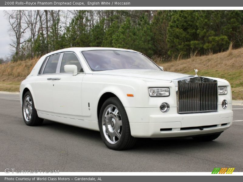 Front 3/4 View of 2008 Phantom Drophead Coupe 
