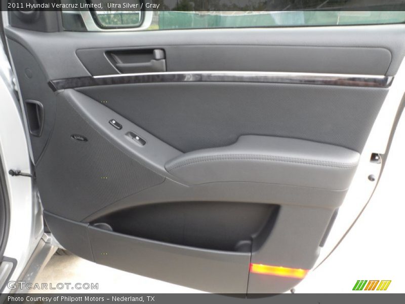 Ultra Silver / Gray 2011 Hyundai Veracruz Limited