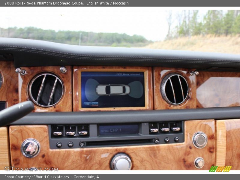 Controls of 2008 Phantom Drophead Coupe 