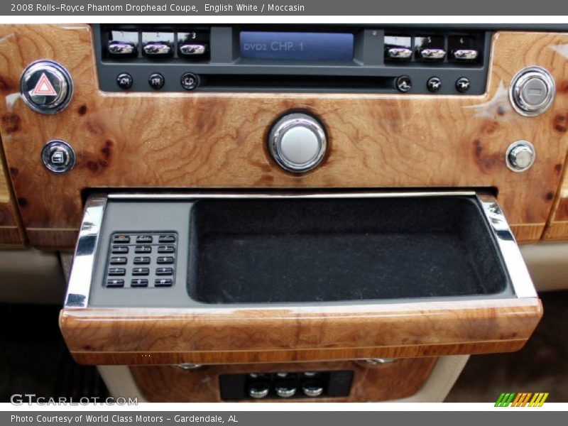 Controls of 2008 Phantom Drophead Coupe 
