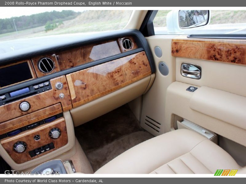English White / Moccasin 2008 Rolls-Royce Phantom Drophead Coupe