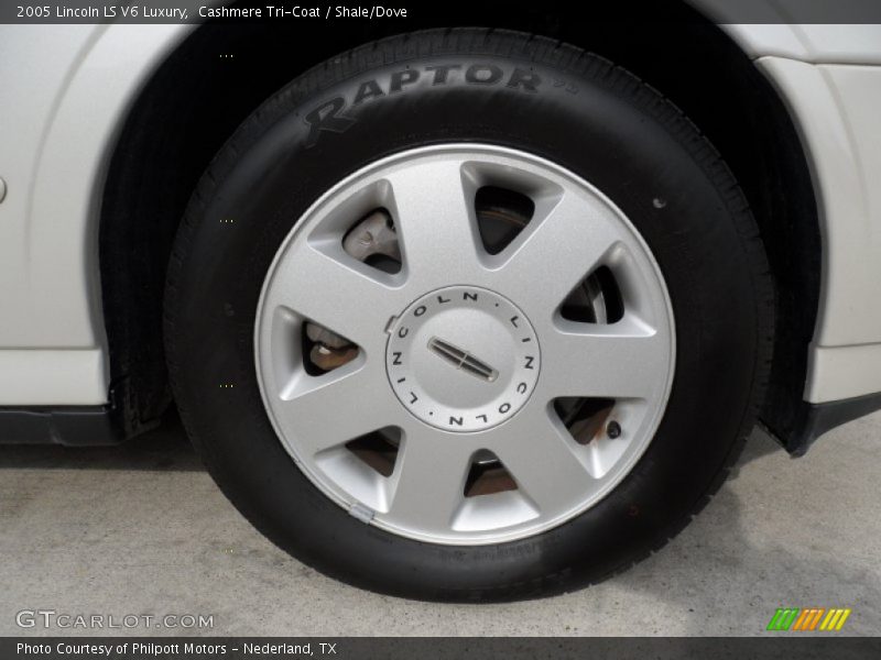  2005 LS V6 Luxury Wheel