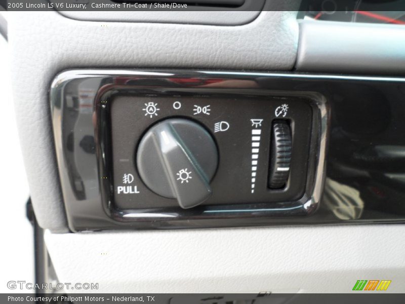 Cashmere Tri-Coat / Shale/Dove 2005 Lincoln LS V6 Luxury