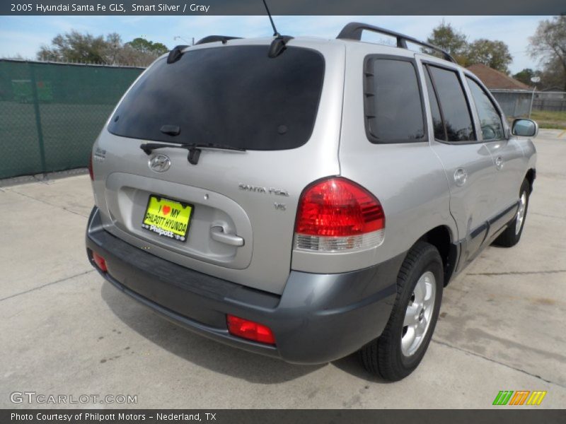 Smart Silver / Gray 2005 Hyundai Santa Fe GLS