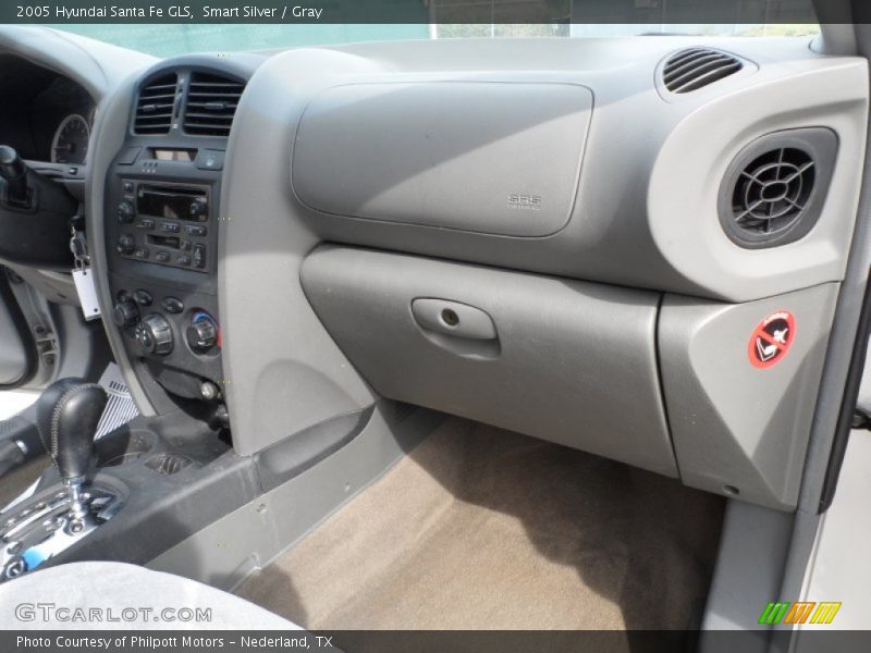 Smart Silver / Gray 2005 Hyundai Santa Fe GLS