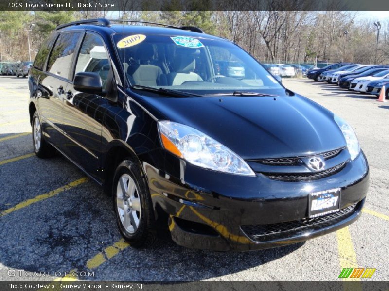 Black / Stone 2009 Toyota Sienna LE