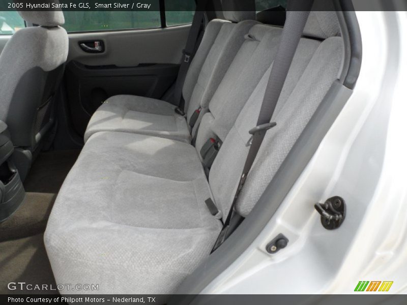 Smart Silver / Gray 2005 Hyundai Santa Fe GLS