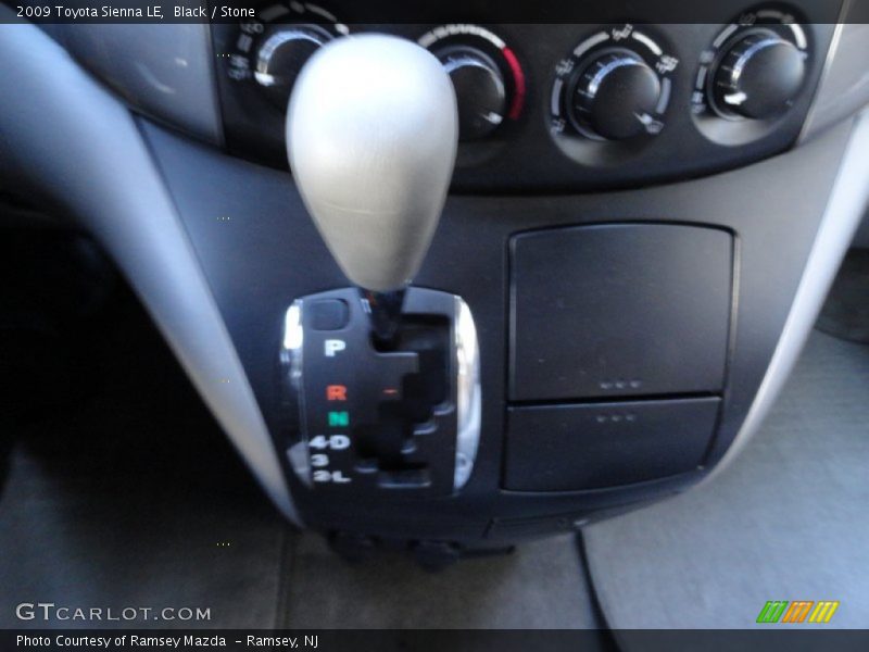 Black / Stone 2009 Toyota Sienna LE