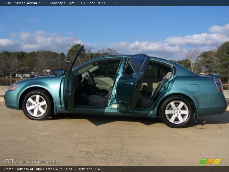 Seascape Light Blue / Blond Beige 2002 Nissan Altima 2.5 S