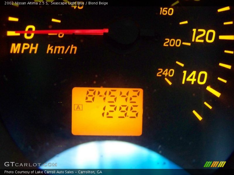 Seascape Light Blue / Blond Beige 2002 Nissan Altima 2.5 S