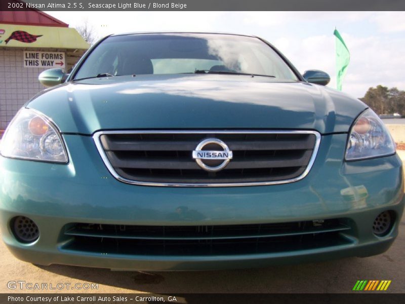 Seascape Light Blue / Blond Beige 2002 Nissan Altima 2.5 S