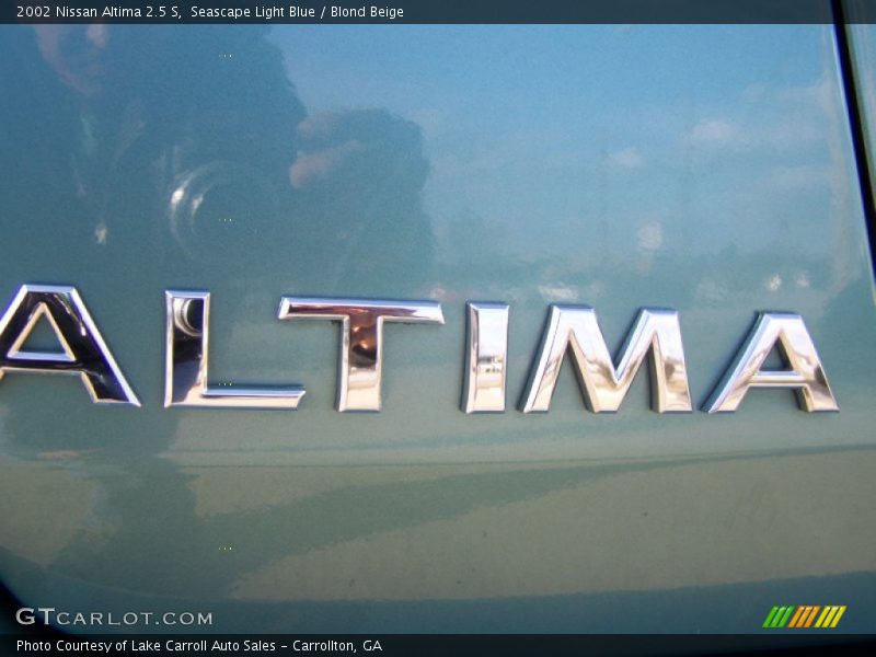 Seascape Light Blue / Blond Beige 2002 Nissan Altima 2.5 S