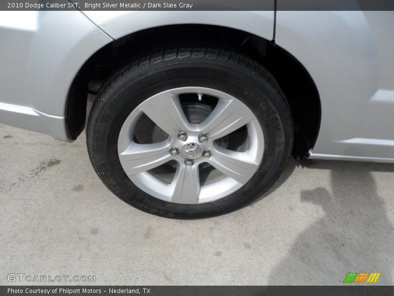 Bright Silver Metallic / Dark Slate Gray 2010 Dodge Caliber SXT