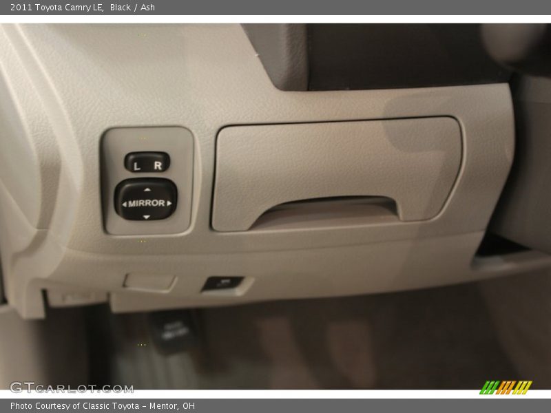 Black / Ash 2011 Toyota Camry LE