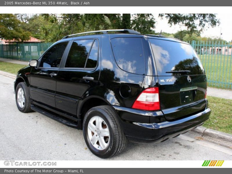 Black / Ash 2005 Mercedes-Benz ML 350 4Matic