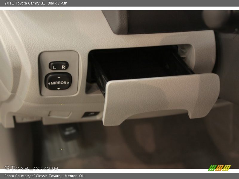 Black / Ash 2011 Toyota Camry LE