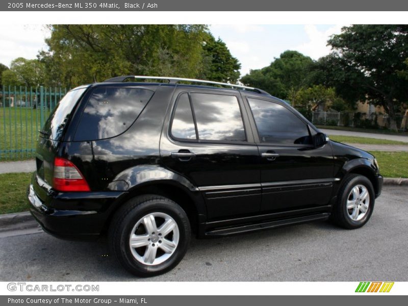 Black / Ash 2005 Mercedes-Benz ML 350 4Matic