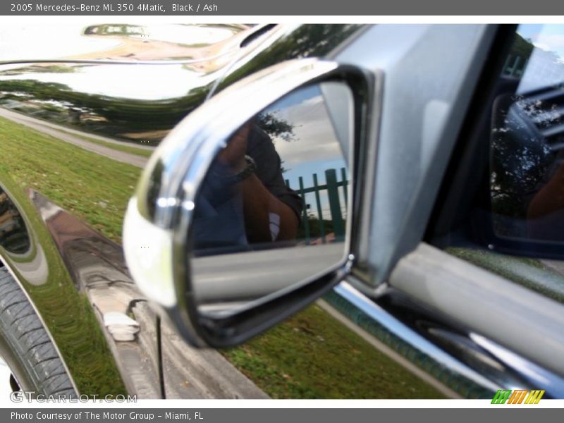 Black / Ash 2005 Mercedes-Benz ML 350 4Matic