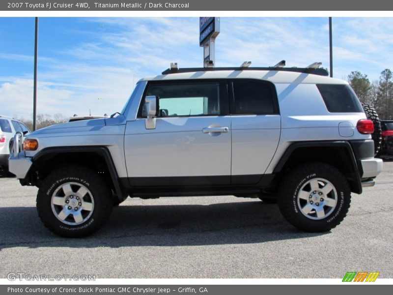 Titanium Metallic / Dark Charcoal 2007 Toyota FJ Cruiser 4WD