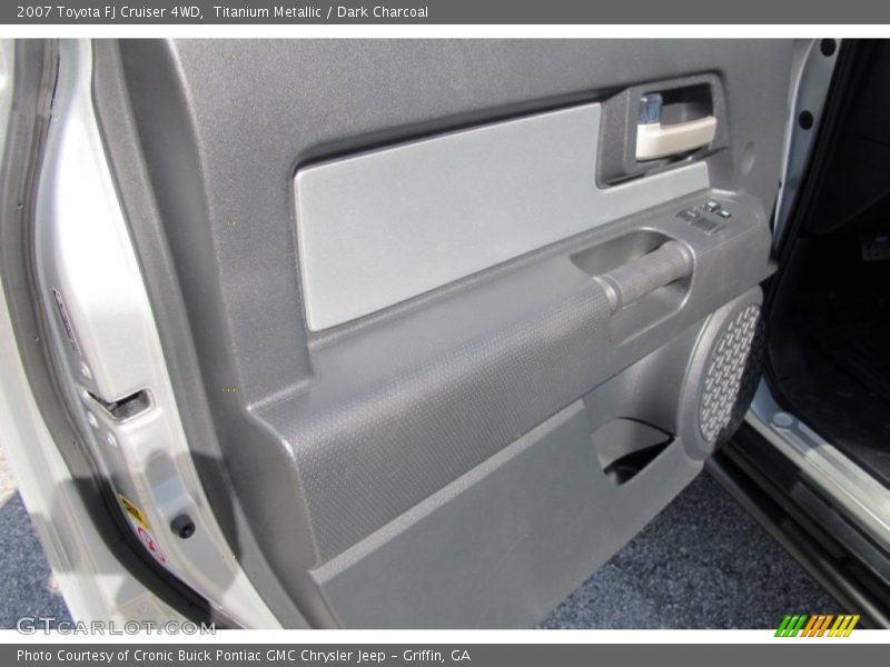 Titanium Metallic / Dark Charcoal 2007 Toyota FJ Cruiser 4WD