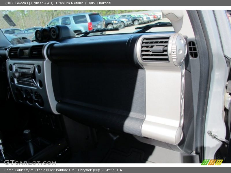 Titanium Metallic / Dark Charcoal 2007 Toyota FJ Cruiser 4WD