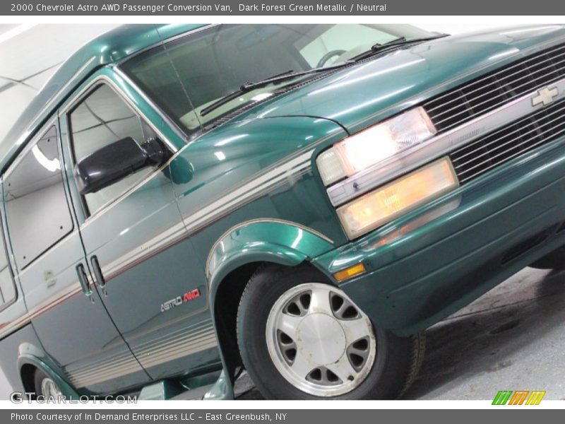 Dark Forest Green Metallic / Neutral 2000 Chevrolet Astro AWD Passenger Conversion Van