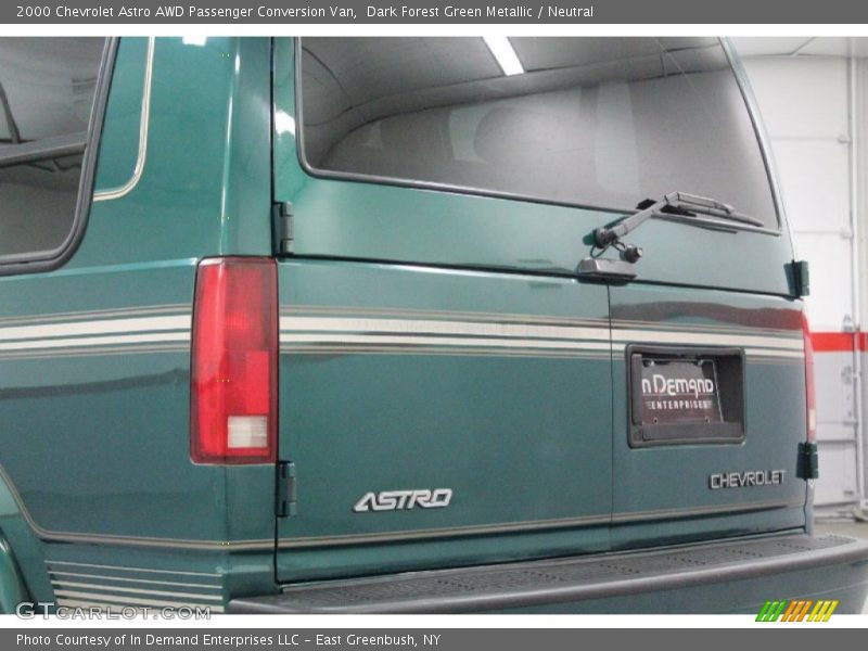 Dark Forest Green Metallic / Neutral 2000 Chevrolet Astro AWD Passenger Conversion Van