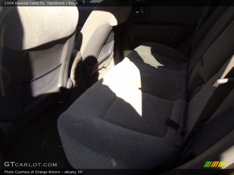 Sandstone / Beige 2004 Hyundai Santa Fe