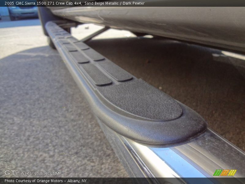 Sand Beige Metallic / Dark Pewter 2005 GMC Sierra 1500 Z71 Crew Cab 4x4