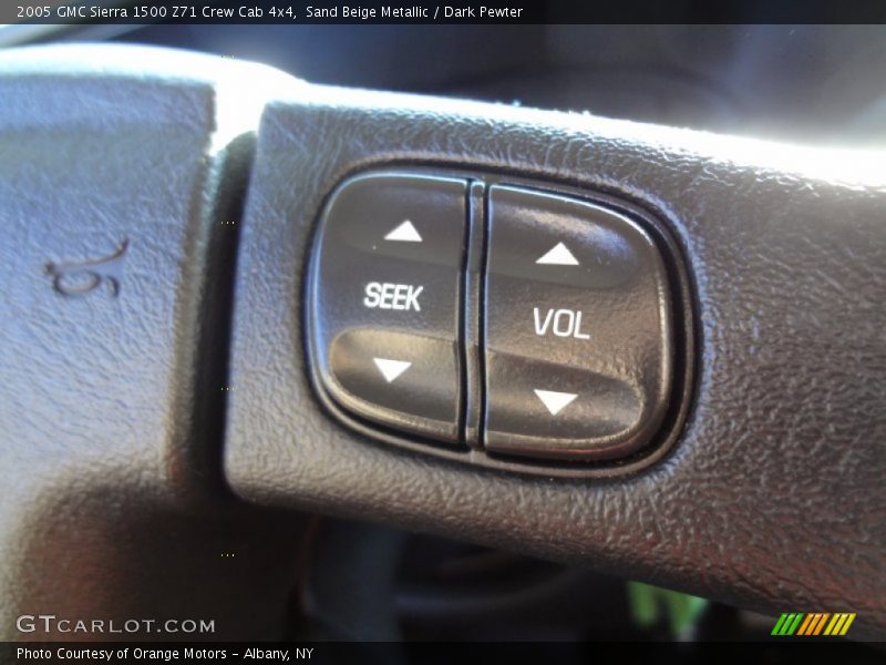 Sand Beige Metallic / Dark Pewter 2005 GMC Sierra 1500 Z71 Crew Cab 4x4