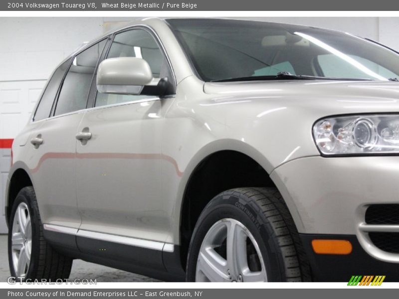 Wheat Beige Metallic / Pure Beige 2004 Volkswagen Touareg V8