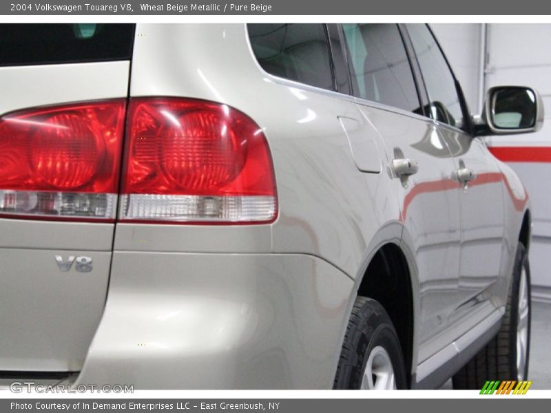 Wheat Beige Metallic / Pure Beige 2004 Volkswagen Touareg V8