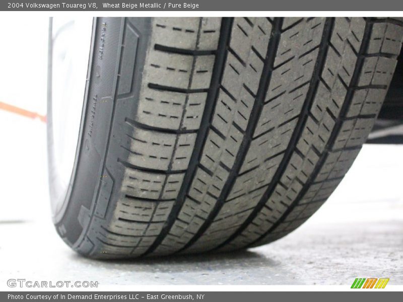 Wheat Beige Metallic / Pure Beige 2004 Volkswagen Touareg V8