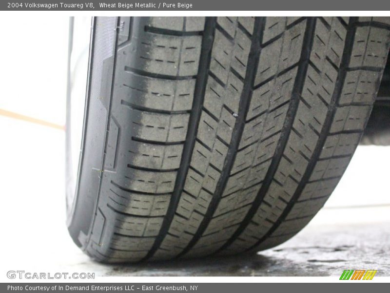 Wheat Beige Metallic / Pure Beige 2004 Volkswagen Touareg V8