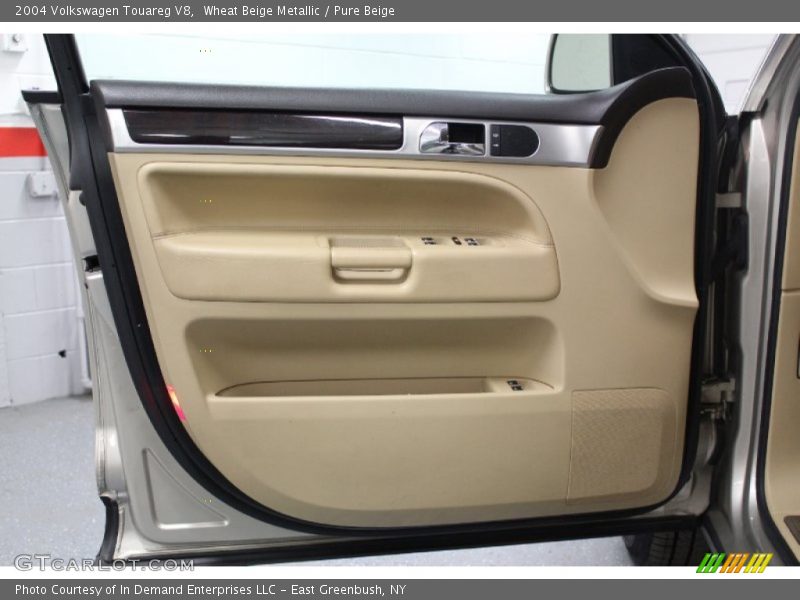 Wheat Beige Metallic / Pure Beige 2004 Volkswagen Touareg V8