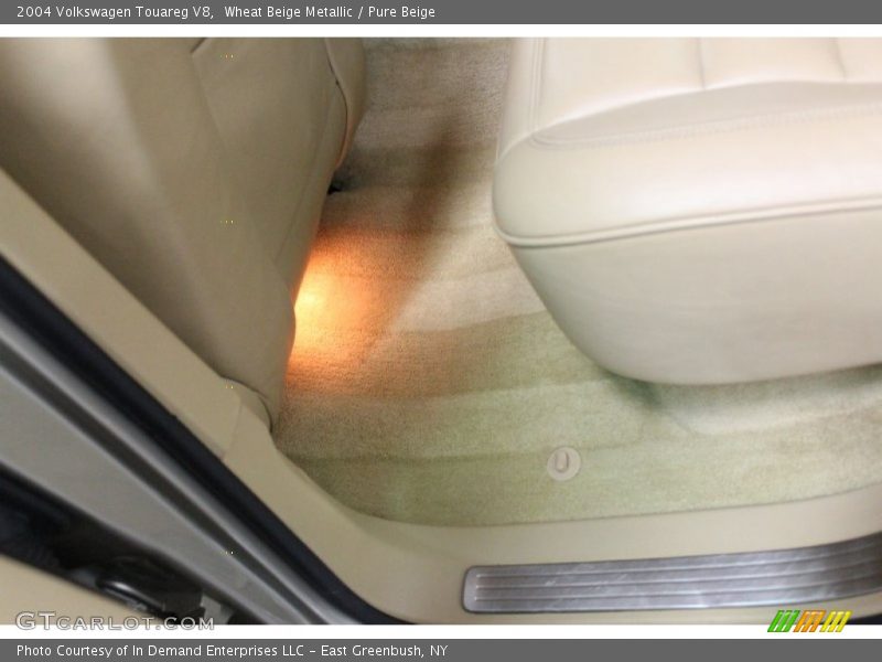Wheat Beige Metallic / Pure Beige 2004 Volkswagen Touareg V8