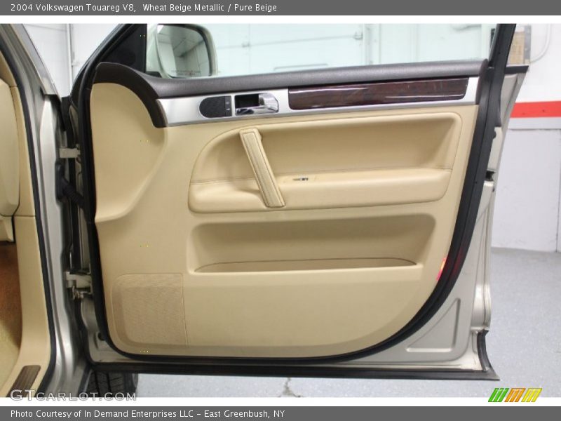 Wheat Beige Metallic / Pure Beige 2004 Volkswagen Touareg V8