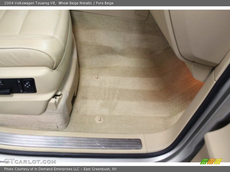 Wheat Beige Metallic / Pure Beige 2004 Volkswagen Touareg V8