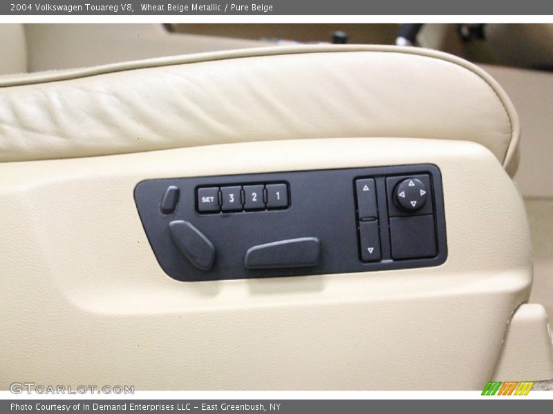 Wheat Beige Metallic / Pure Beige 2004 Volkswagen Touareg V8