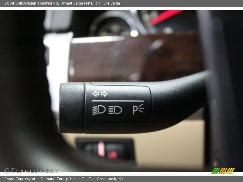 Wheat Beige Metallic / Pure Beige 2004 Volkswagen Touareg V8