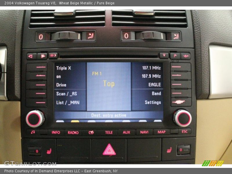Wheat Beige Metallic / Pure Beige 2004 Volkswagen Touareg V8