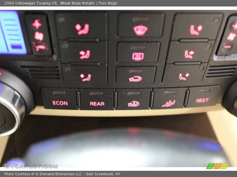 Wheat Beige Metallic / Pure Beige 2004 Volkswagen Touareg V8